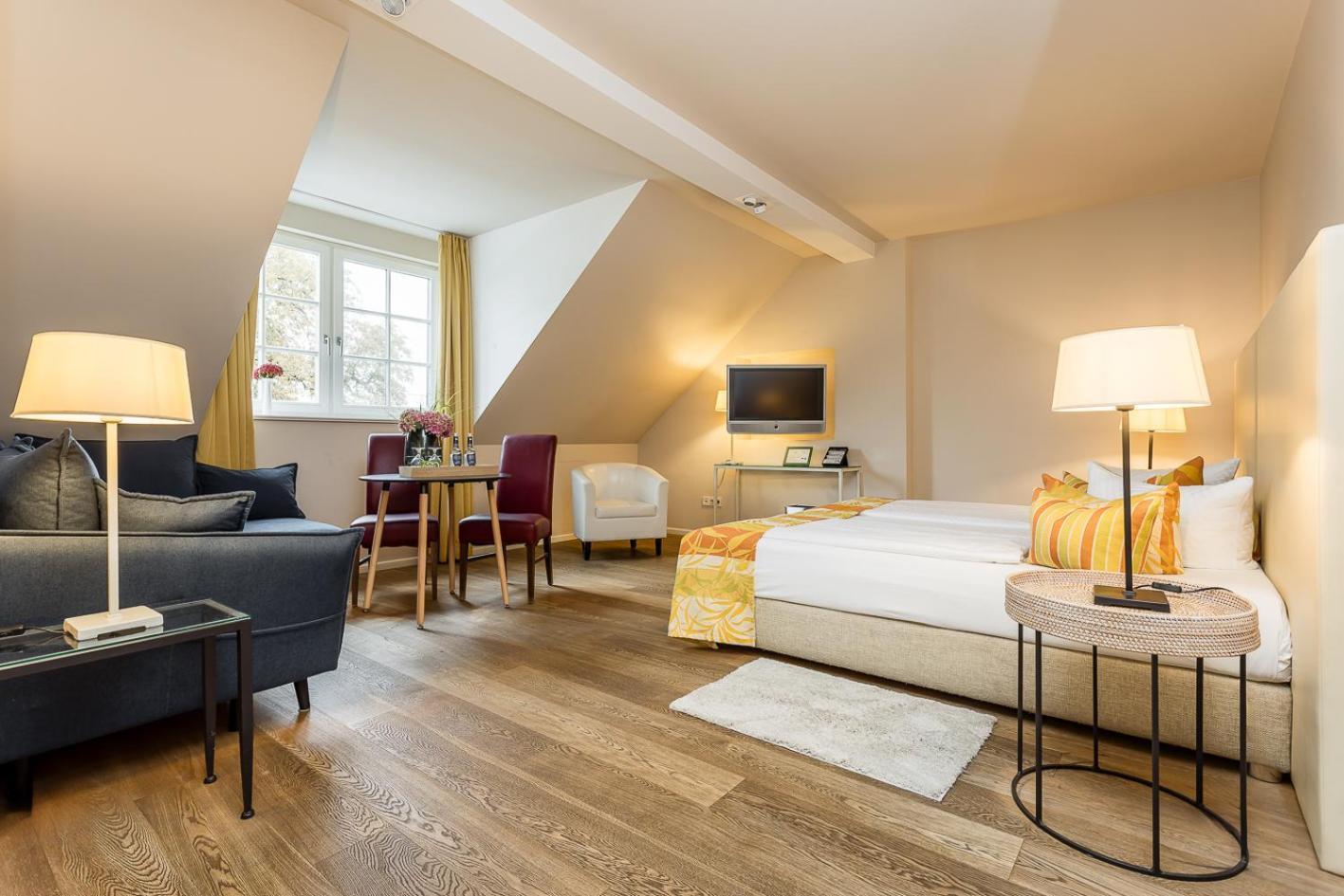 Hotel Zur Linde Dein Self Check In Michendorf Esterno foto